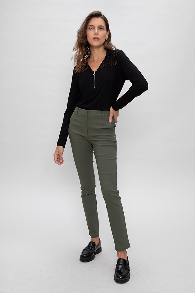 PANTALON DE BENGALINA TEXTURADA