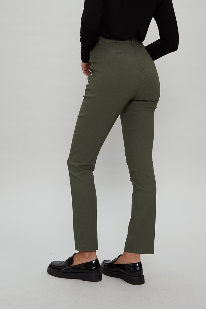PANTALON DE BENGALINA TEXTURADA