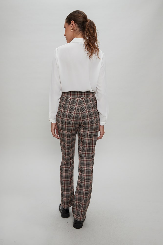 PANTALON ESTAMPADO ESCOCES 