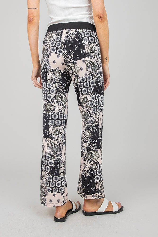 PANTALON DE LYCRA ESTAMPADO