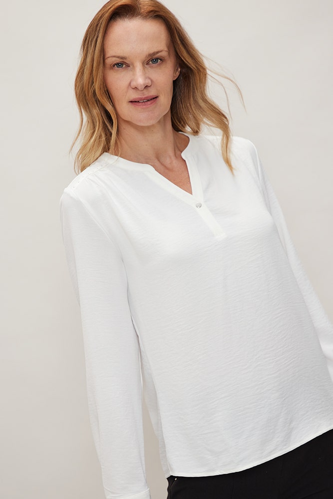 BLUSA LISA DE POLYESTER