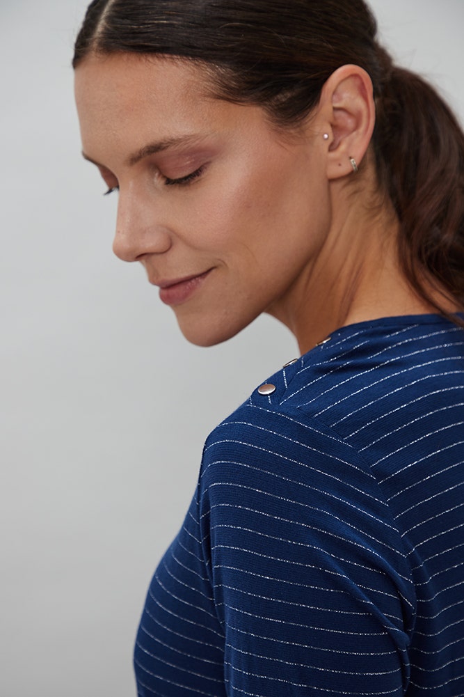 POLERA DE JESRSEY CON LUREX